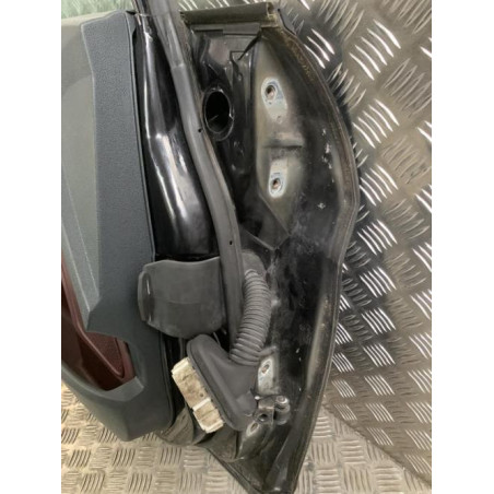 Porte avant gauche FORD FIESTA 6 PHASE 1 d’occasion