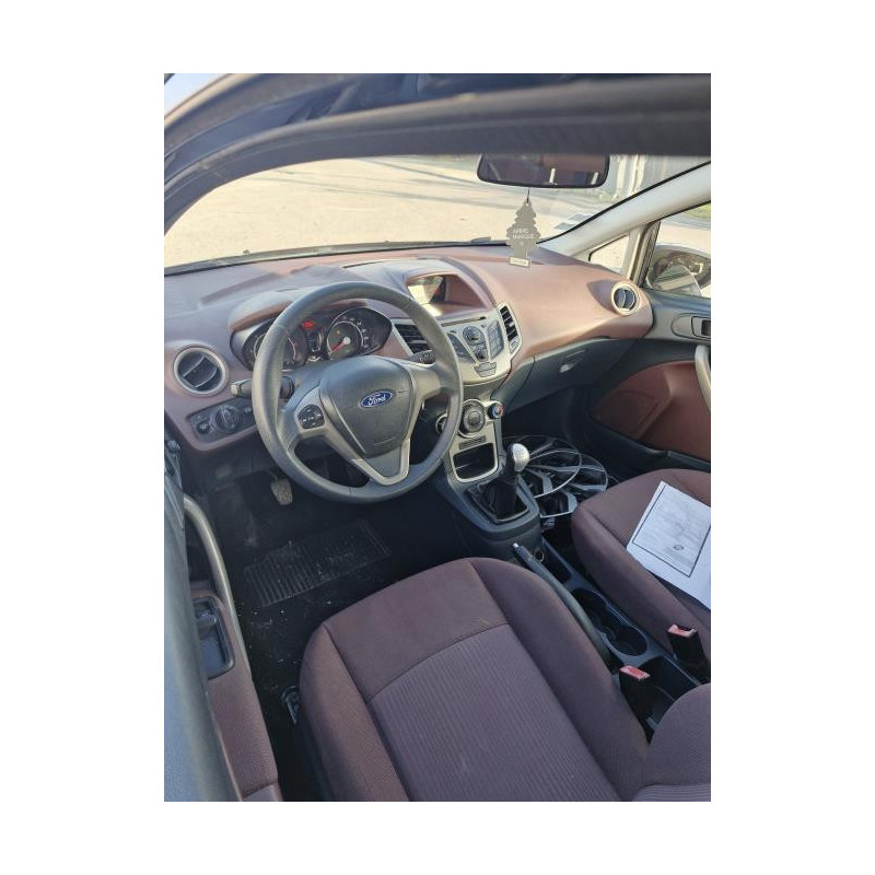 Porte avant gauche FORD FIESTA 6 PHASE 1 d’occasion