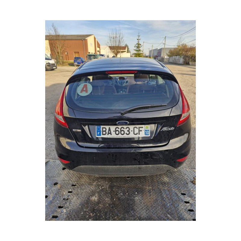 Porte avant gauche FORD FIESTA 6 PHASE 1 d’occasion