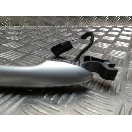 Poignee porte avant droit RENAULT MEGANE 3 PHASE 1 COUPE d’occasion