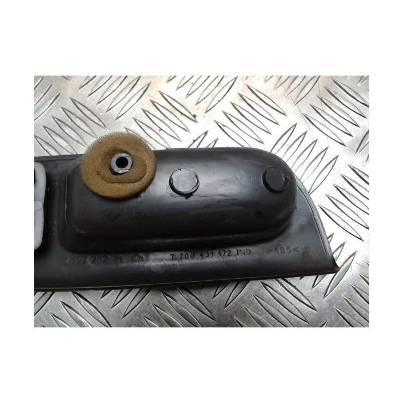 Interrupteur de leve vitre avant gauche RENAULT SCENIC 1 PHASE 2 d’occasion