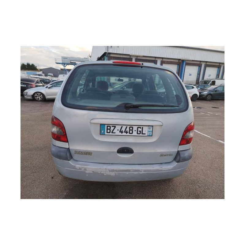 Serrure avant gauche RENAULT SCENIC 1 PHASE 2 d’occasion