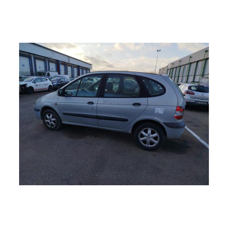Serrure avant gauche RENAULT SCENIC 1 PHASE 2 d’occasion