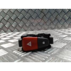 Bouton de warning RENAULT MEGANE 3 PHASE 1 COUPE d’occasion