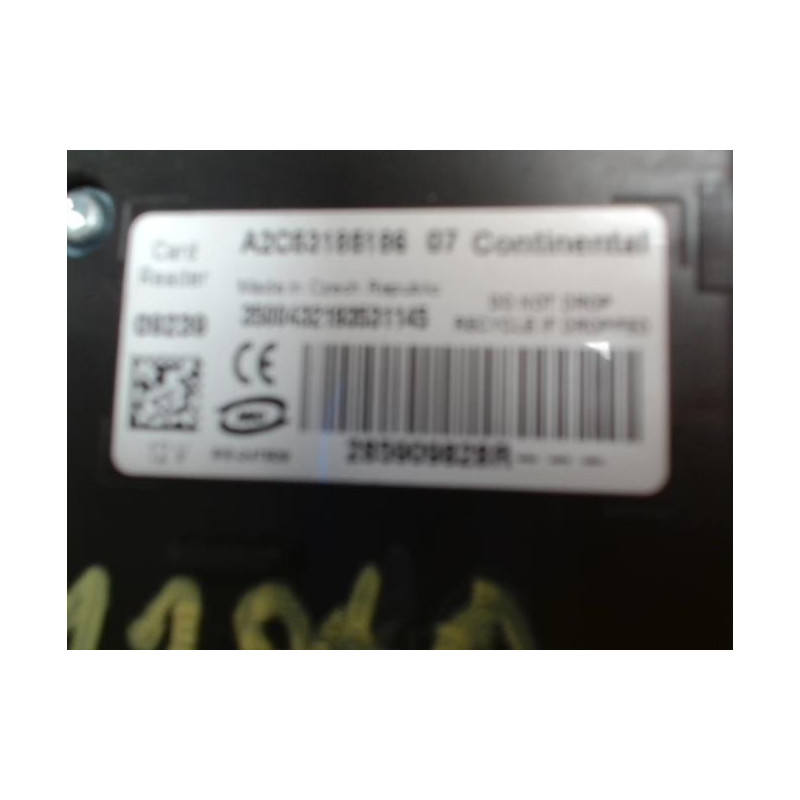 Lecteur de carte (neiman) RENAULT MEGANE 3 PHASE 1 COUPE d’occasion