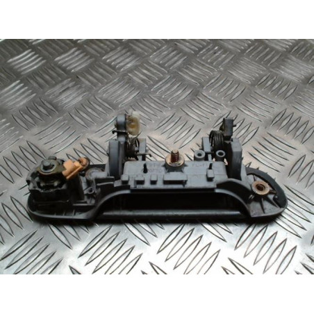 Poignee porte avant gauche MAZDA 323 6 d’occasion