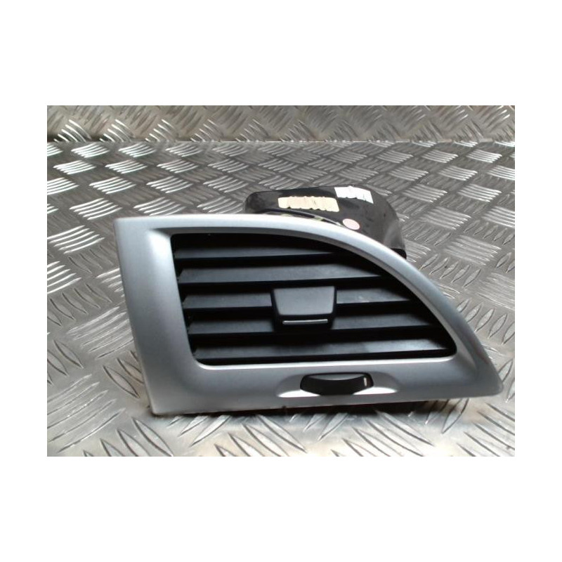 Aerateur tableau de bord avant gauche RENAULT MEGANE 3 PHASE 1 COUPE d’occasion