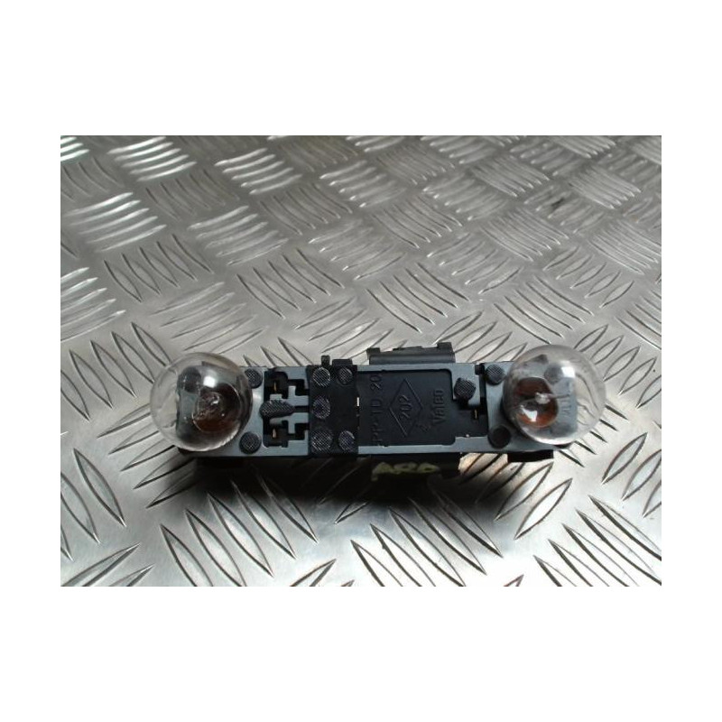 Platine feu arriere droit RENAULT LAGUNA 1 PHASE 1 d’occasion