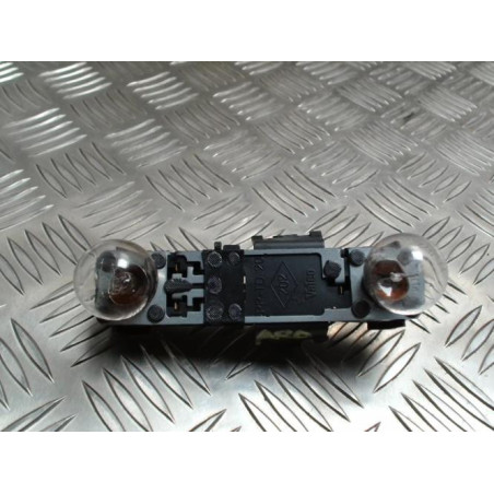 Platine feu arriere droit RENAULT LAGUNA 1 PHASE 1 d’occasion