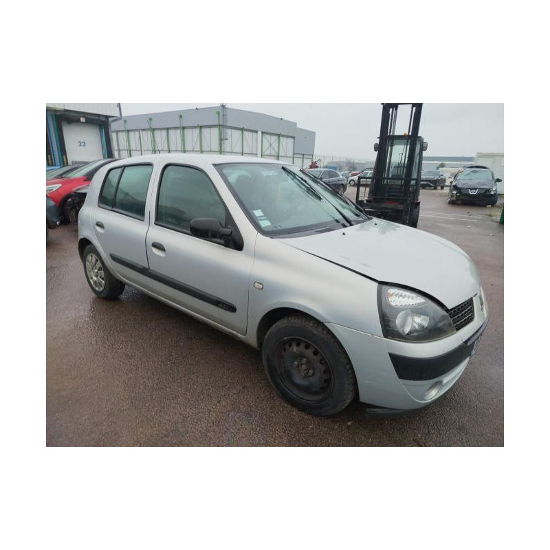 Platine feu arriere gauche RENAULT CLIO 2 PHASE 2 d’occasion