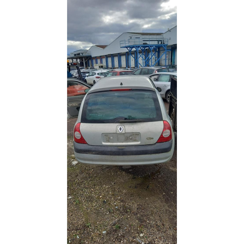 Platine feu arriere droit RENAULT CLIO 2 PHASE 2 d’occasion