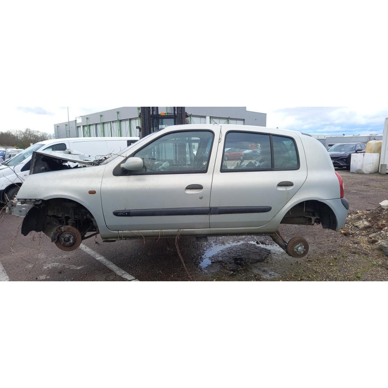 Platine feu arriere droit RENAULT CLIO 2 PHASE 2 d’occasion