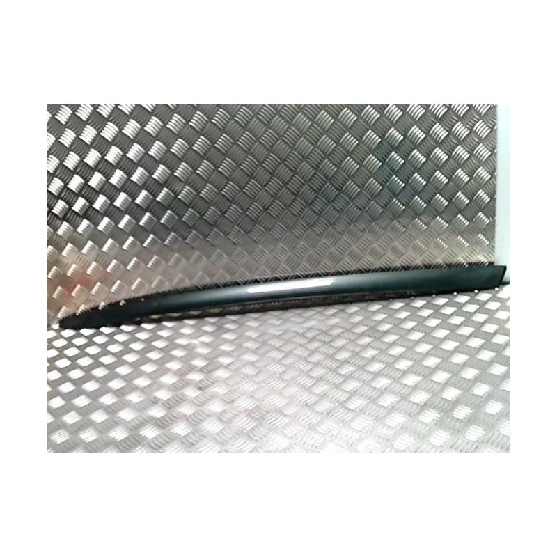 Baguette de porte avant droite CITROEN C4 PICASSO 2 PHASE 1 d’occasion