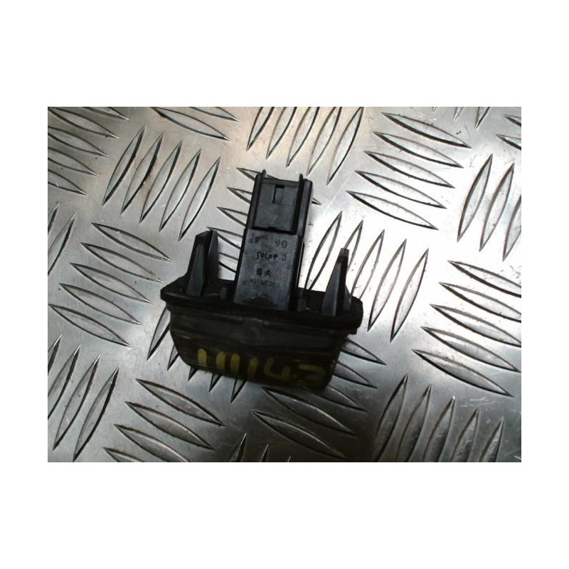 Eclairage de plaque CITROEN C4 GRAND PICASSO 1 d’occasion
