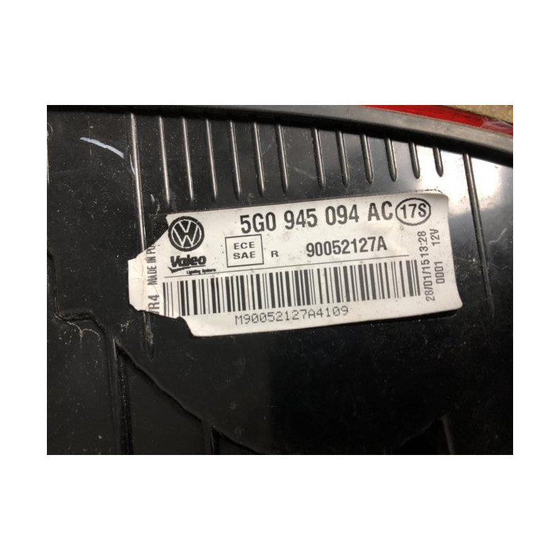 Feu arriere secondaire droit (feux) VOLKSWAGEN GOLF 7 PHASE 1 d’occasion