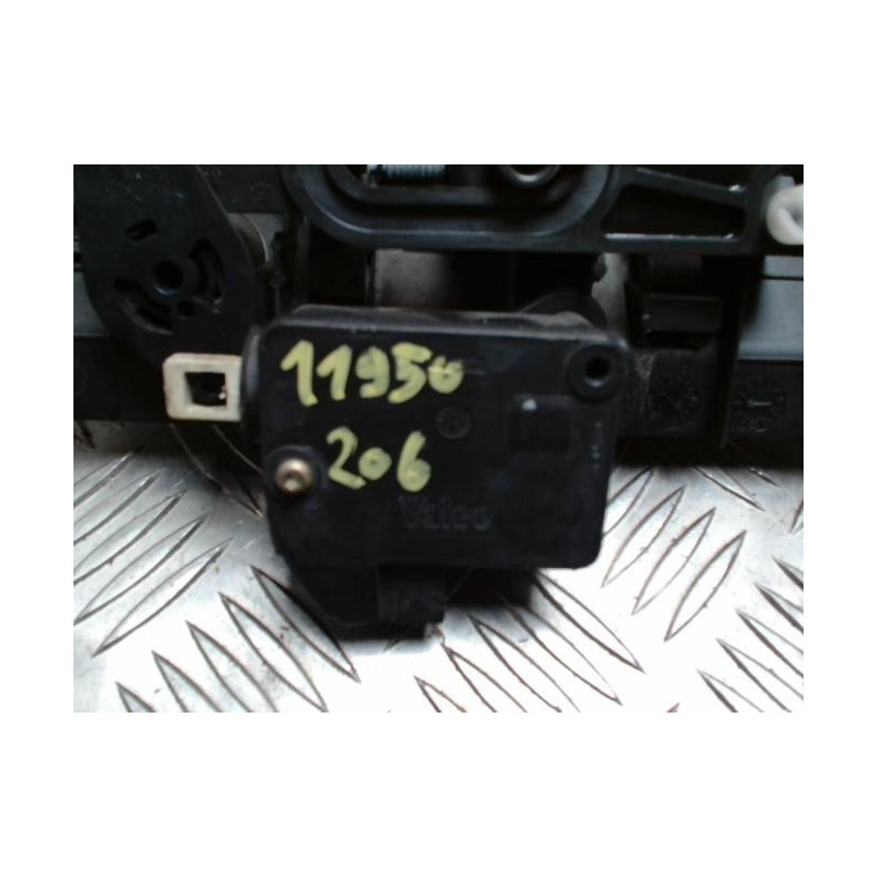 Actionneur serrure hayon PEUGEOT 206 PHASE 1 d’occasion