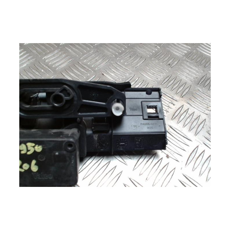 Actionneur serrure hayon PEUGEOT 206 PHASE 1 d’occasion