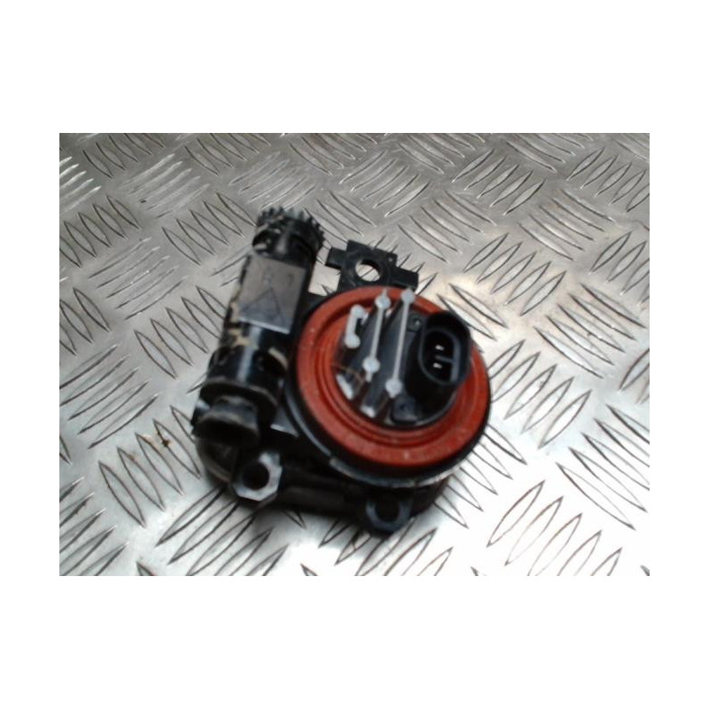 Anti brouillard arriere droit RENAULT MEGANE 4 PHASE 2 d’occasion