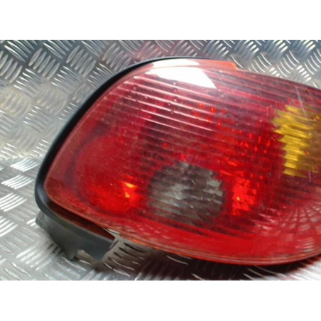 Feu arriere principal droit (feux) PEUGEOT 206 PHASE 2 CABRIOLET d’occasion