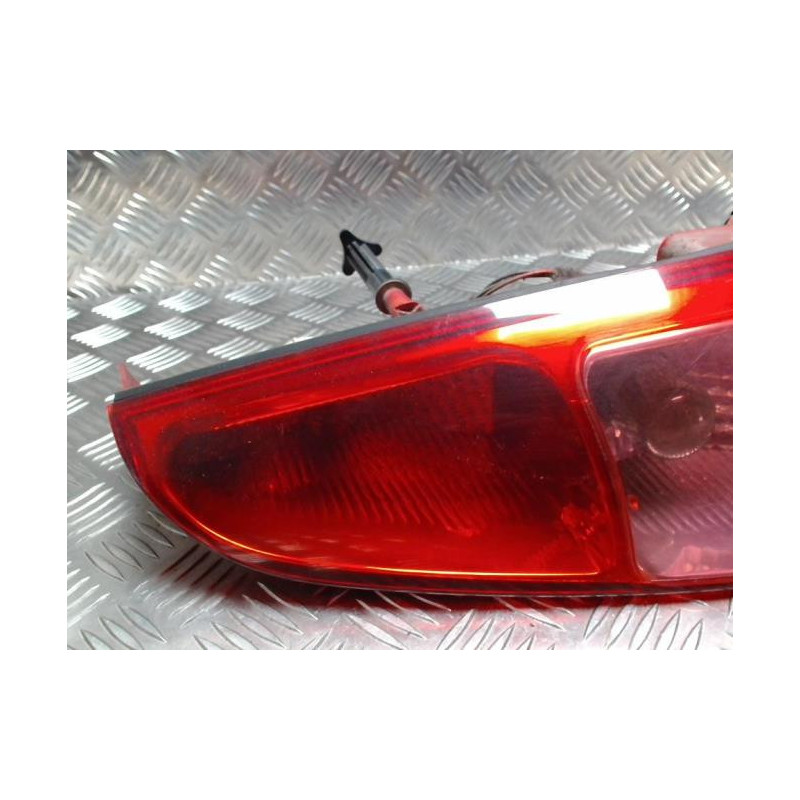 Feu arriere principal droit (feux) PEUGEOT 807 d’occasion