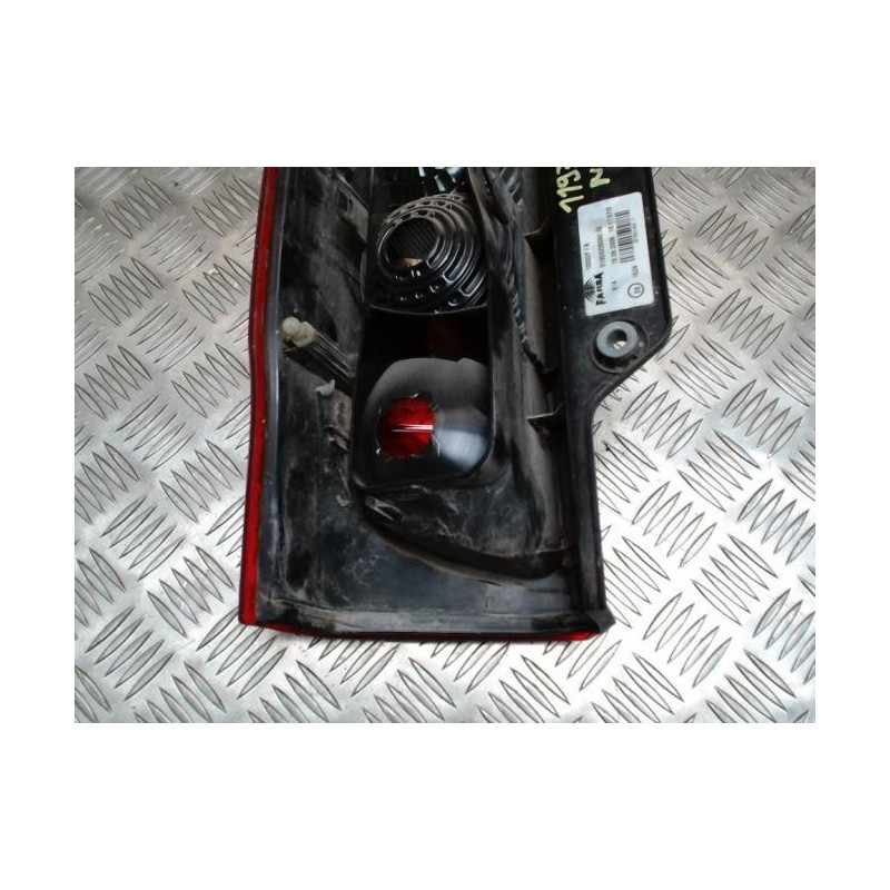 Feu arriere principal droit (feux) CITROEN NEMO d’occasion