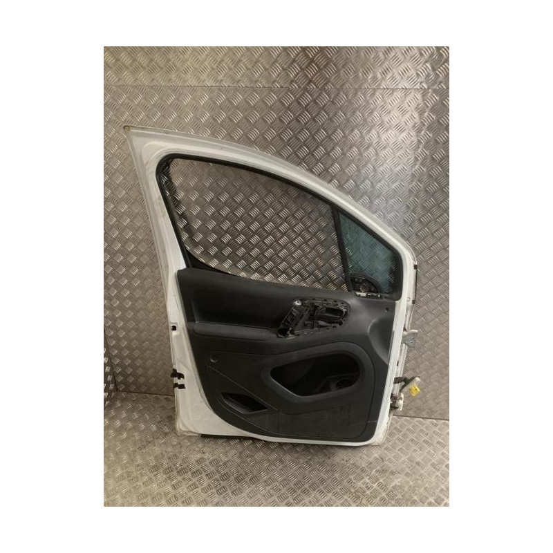 Porte avant gauche PEUGEOT PARTNER 2 PHASE 1 d’occasion