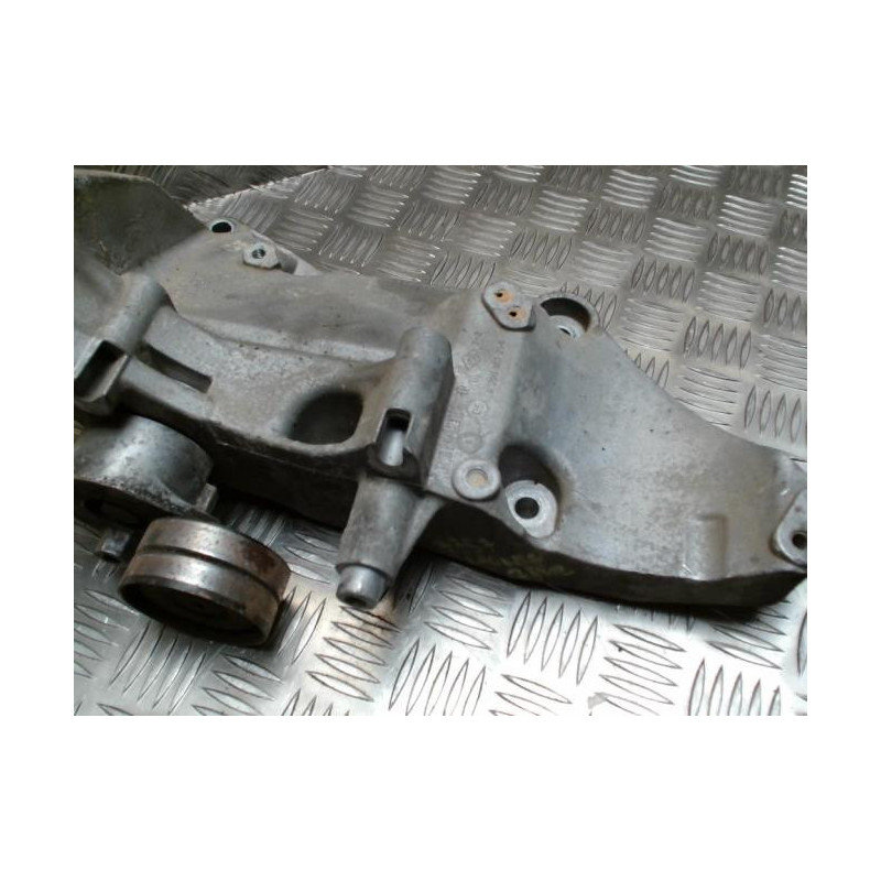 Support moteur RENAULT LAGUNA 2 PHASE 2 d’occasion