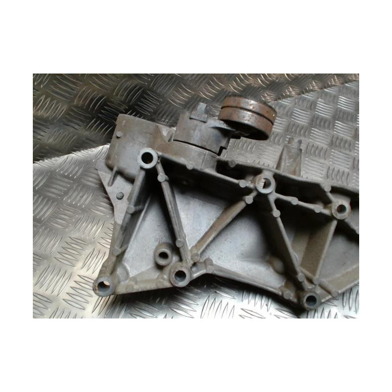 Support moteur RENAULT LAGUNA 2 PHASE 2 d’occasion