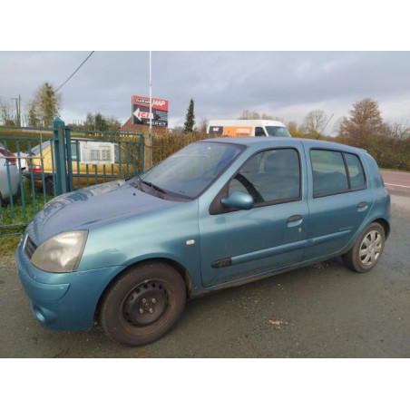 Platine feu arriere droit RENAULT CLIO 2 PHASE 2 d’occasion