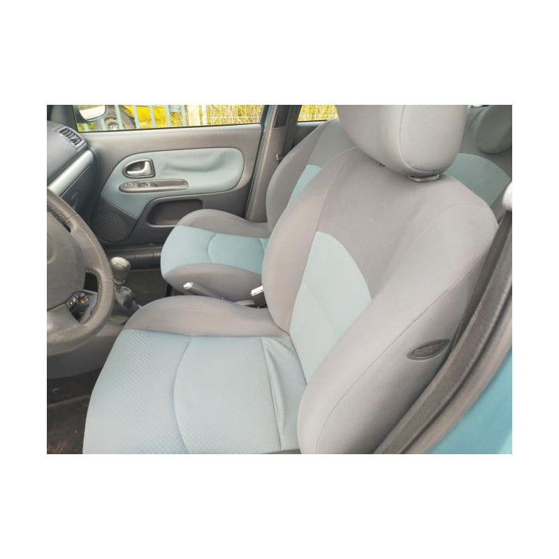 Platine feu arriere droit RENAULT CLIO 2 PHASE 2 d’occasion