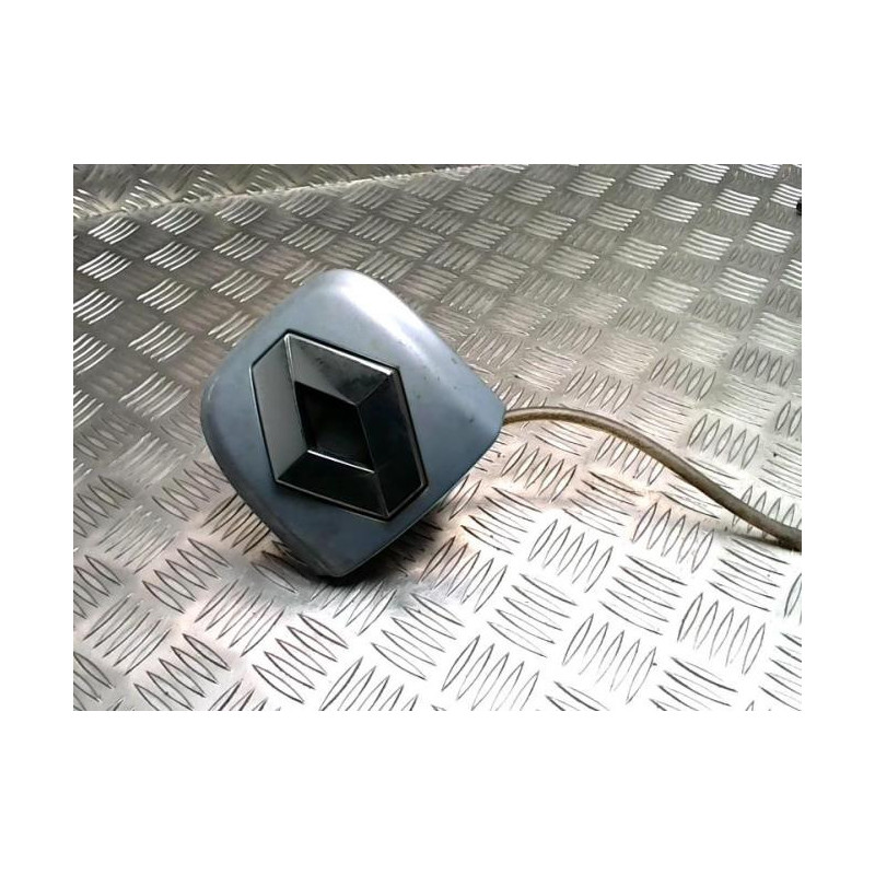 Actionneur serrure hayon RENAULT CLIO 2 PHASE 2 d’occasion