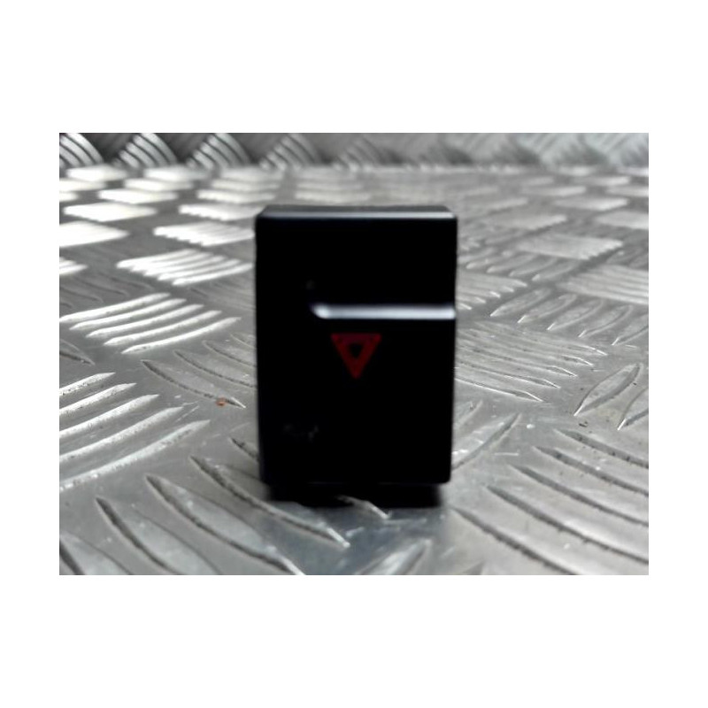 Bouton de warning PEUGEOT 406 COUPE d’occasion