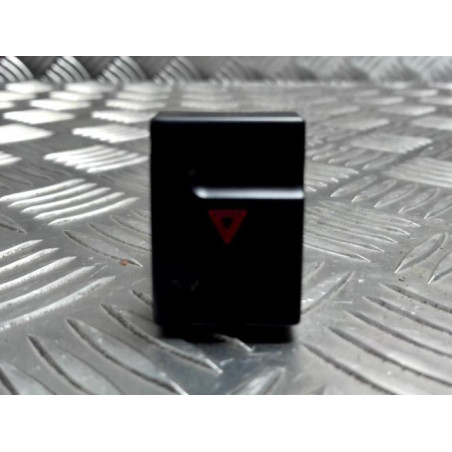 Bouton de warning PEUGEOT 406 COUPE d’occasion