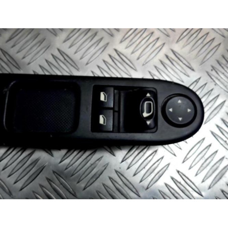 Interrupteur de leve vitre avant gauche PEUGEOT 307 PHASE 2 d’occasion