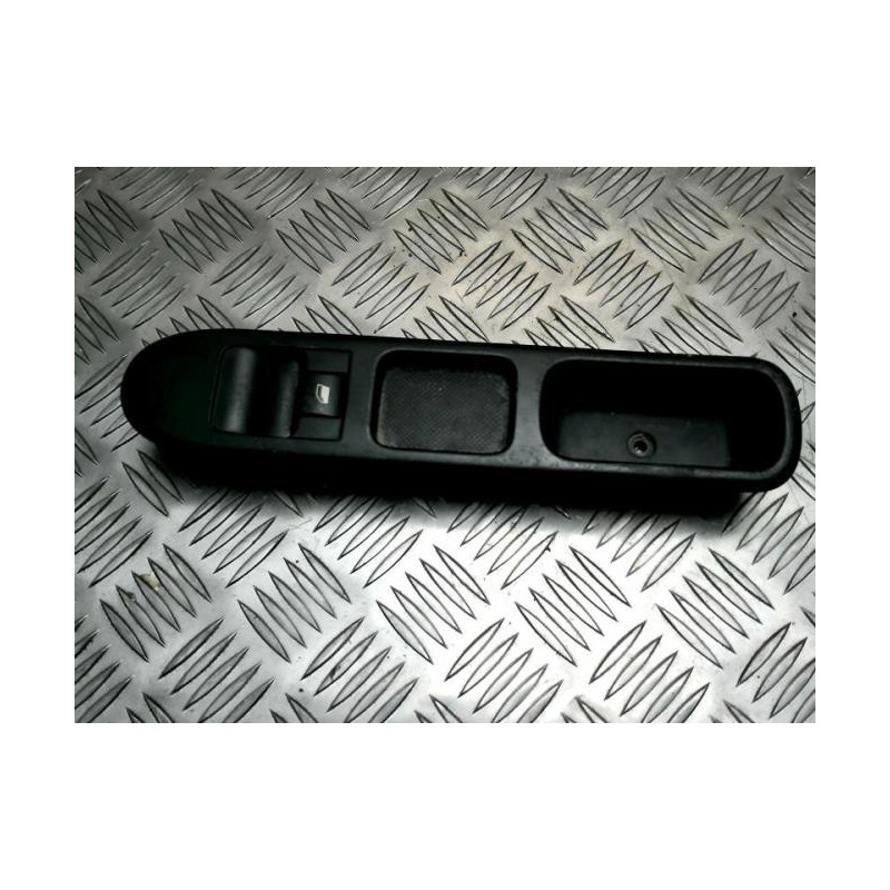 Interrupteur de leve vitre avant droit PEUGEOT 307 PHASE 2 d’occasion