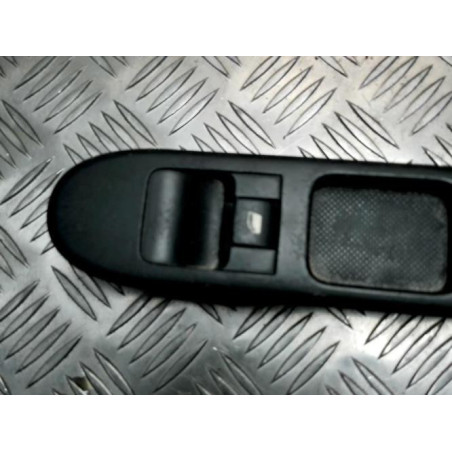 Interrupteur de leve vitre avant droit PEUGEOT 307 PHASE 2 d’occasion