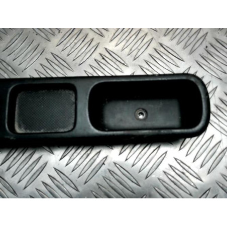 Interrupteur de leve vitre avant droit PEUGEOT 307 PHASE 2 d’occasion