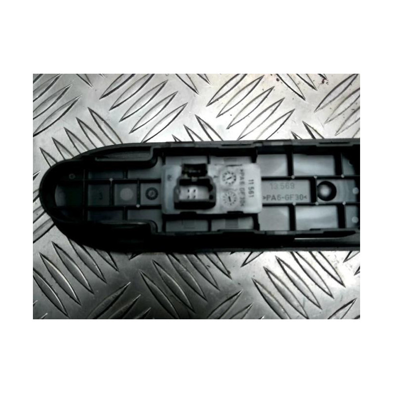 Interrupteur de leve vitre avant droit PEUGEOT 307 PHASE 2 d’occasion