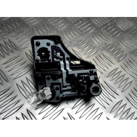 Platine feu arriere gauche VOLKSWAGEN TOURAN 2 d’occasion