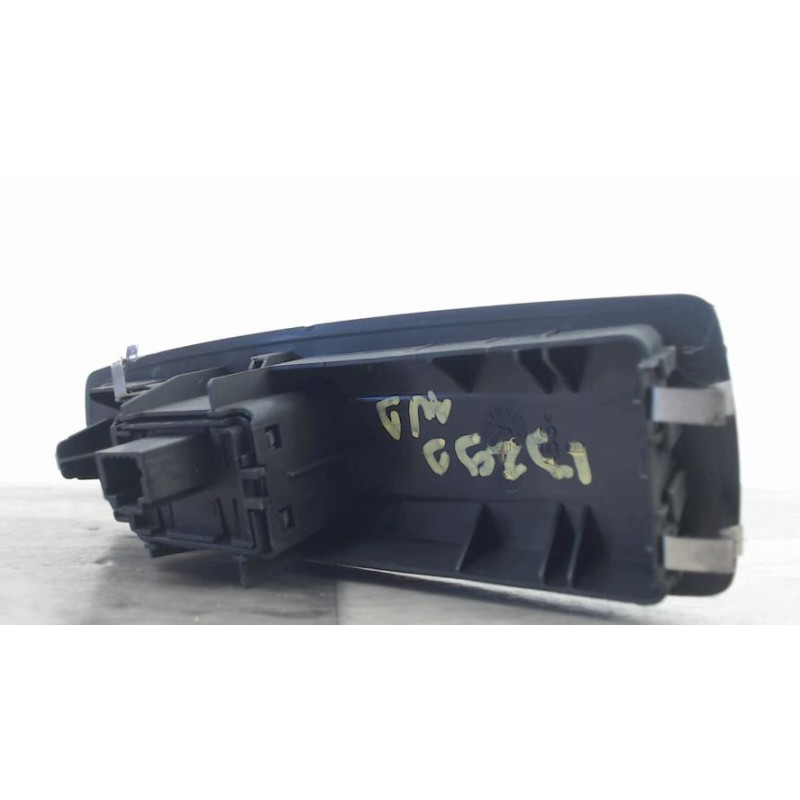 Interrupteur de leve vitre avant droit RENAULT LAGUNA 3 PHASE 1 COUPE d’occasion