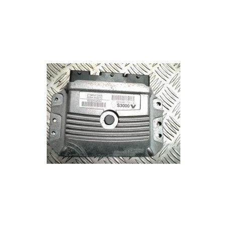 Calculateur moteur RENAULT CLIO 3 PHASE 1 d’occasion