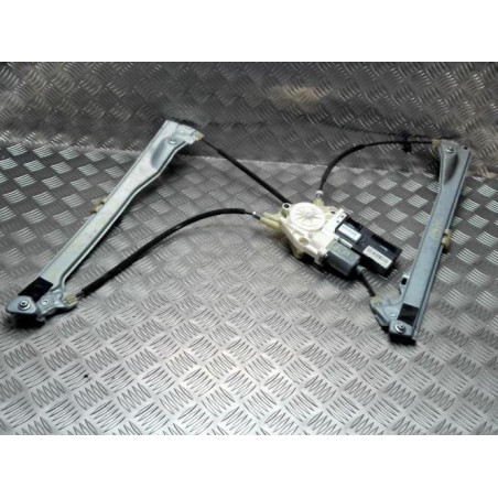 Leve vitre electrique avant droit RENAULT LAGUNA 3 PHASE 1 d’occasion