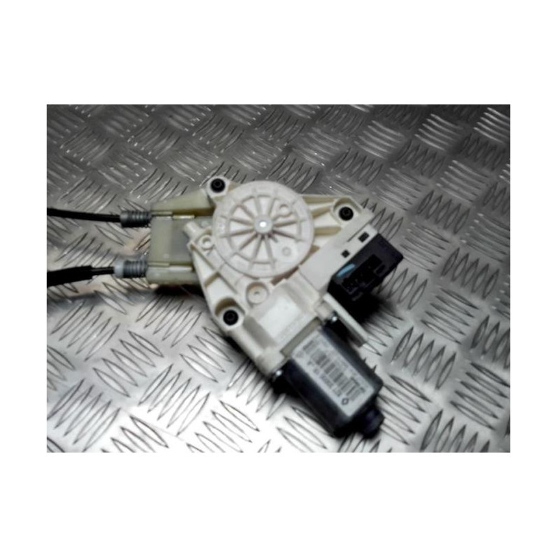 Leve vitre electrique arriere droit RENAULT LAGUNA 3 PHASE 1 d’occasion