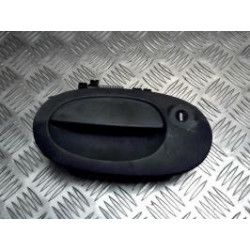 Poignee porte coffre droit RENAULT KANGOO 1 PHASE 1 d’occasion