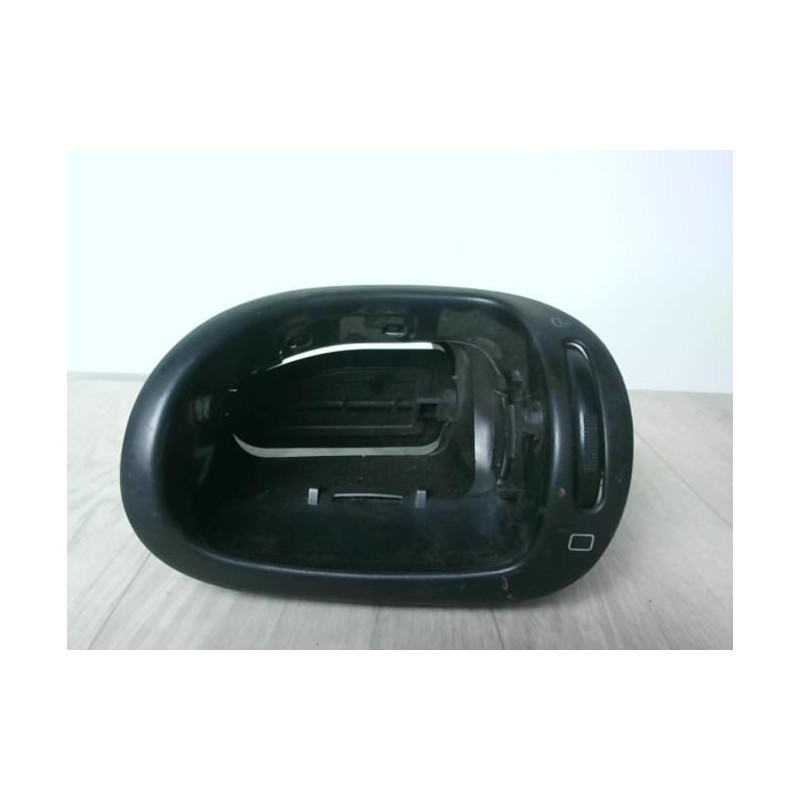 Aerateur tableau de bord avant gauche PEUGEOT 206 PHASE 1 d’occasion