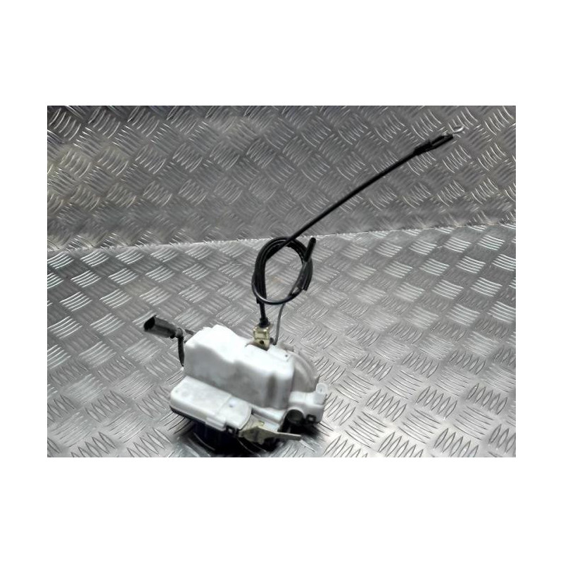 Serrure avant gauche SEAT IBIZA 2 PHASE 3 d’occasion