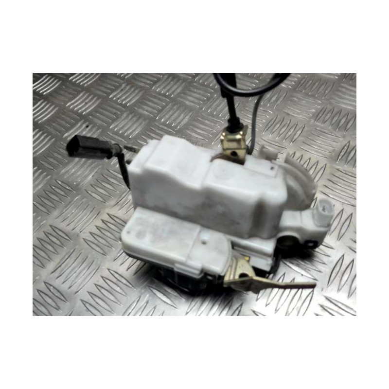 Serrure avant gauche SEAT IBIZA 2 PHASE 3 d’occasion