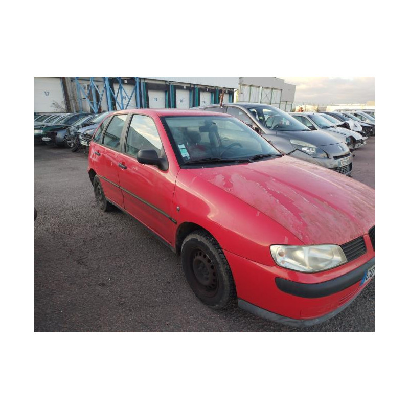 Serrure avant gauche SEAT IBIZA 2 PHASE 3 d’occasion