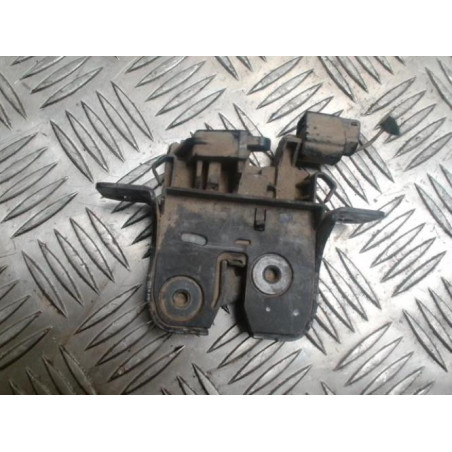 Serrure de coffre DACIA DUSTER 1 PHASE 1 d’occasion