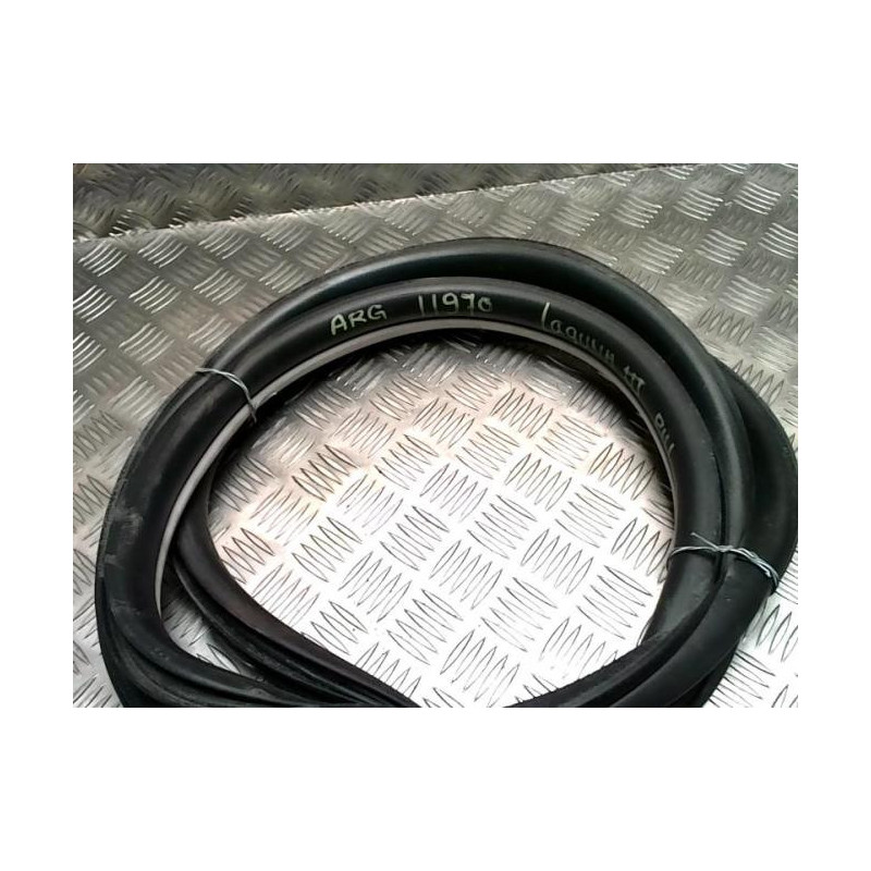 Joint de porte arriere gauche RENAULT LAGUNA 3 PHASE 1 d’occasion